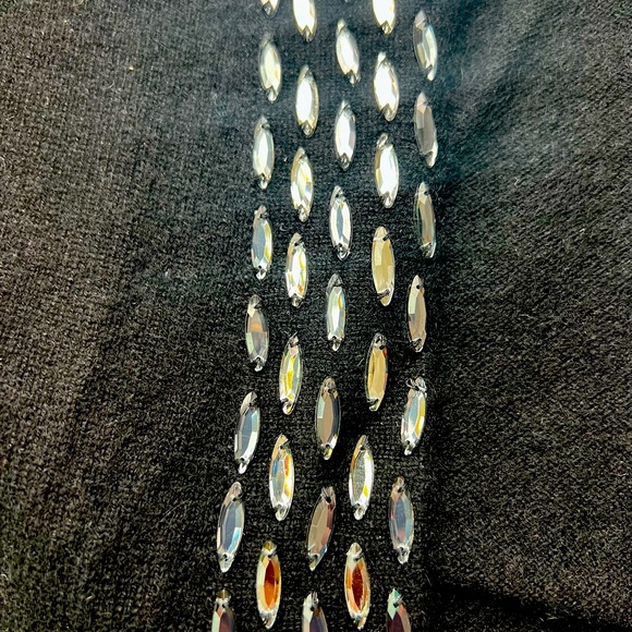 100 % black cashmere Saks Fifth Ave sweater - with tags never worn. - Picture 3 of 3